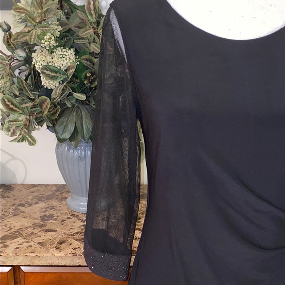 Elegant R&M Richards dress - Picture 3 of 5